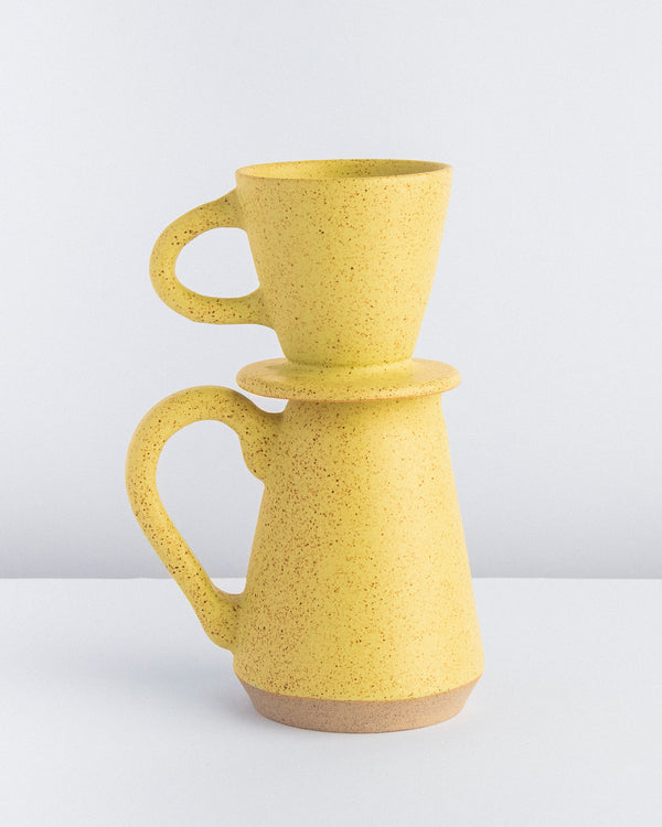 Cafeteira de cerâmica amarela Lavanda