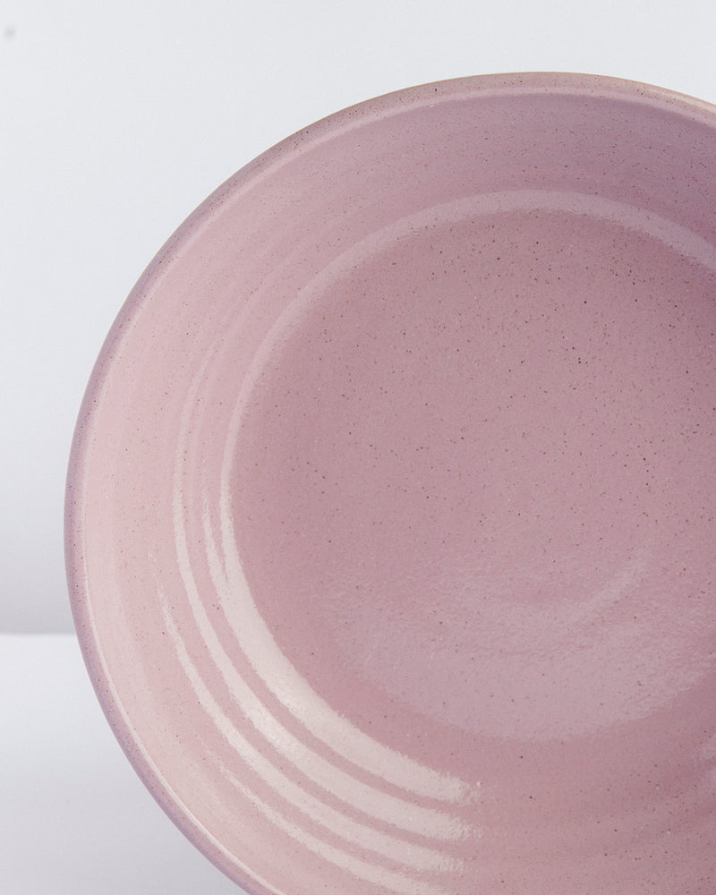 Prato fundo de cerâmica violeta Lavanda